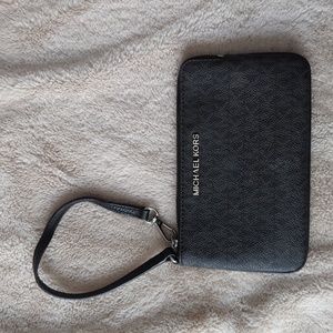 MK wristlet